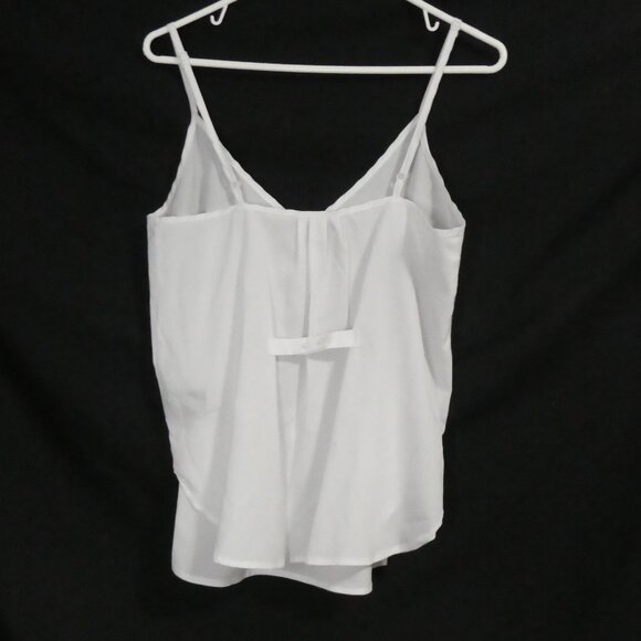 SEDUCTIONS | medium | Elegant White V-Neck Strappy Top - Picture 2 of 15